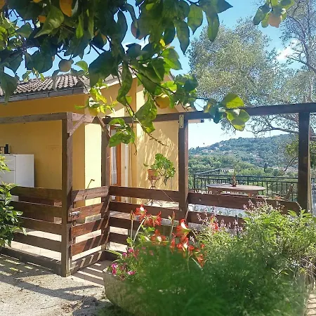 Casa Artigena * ラッパロ